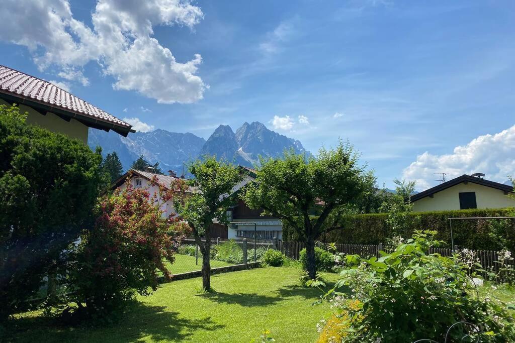 Haus Mit Wunderschoenem Ausblick Und Garten