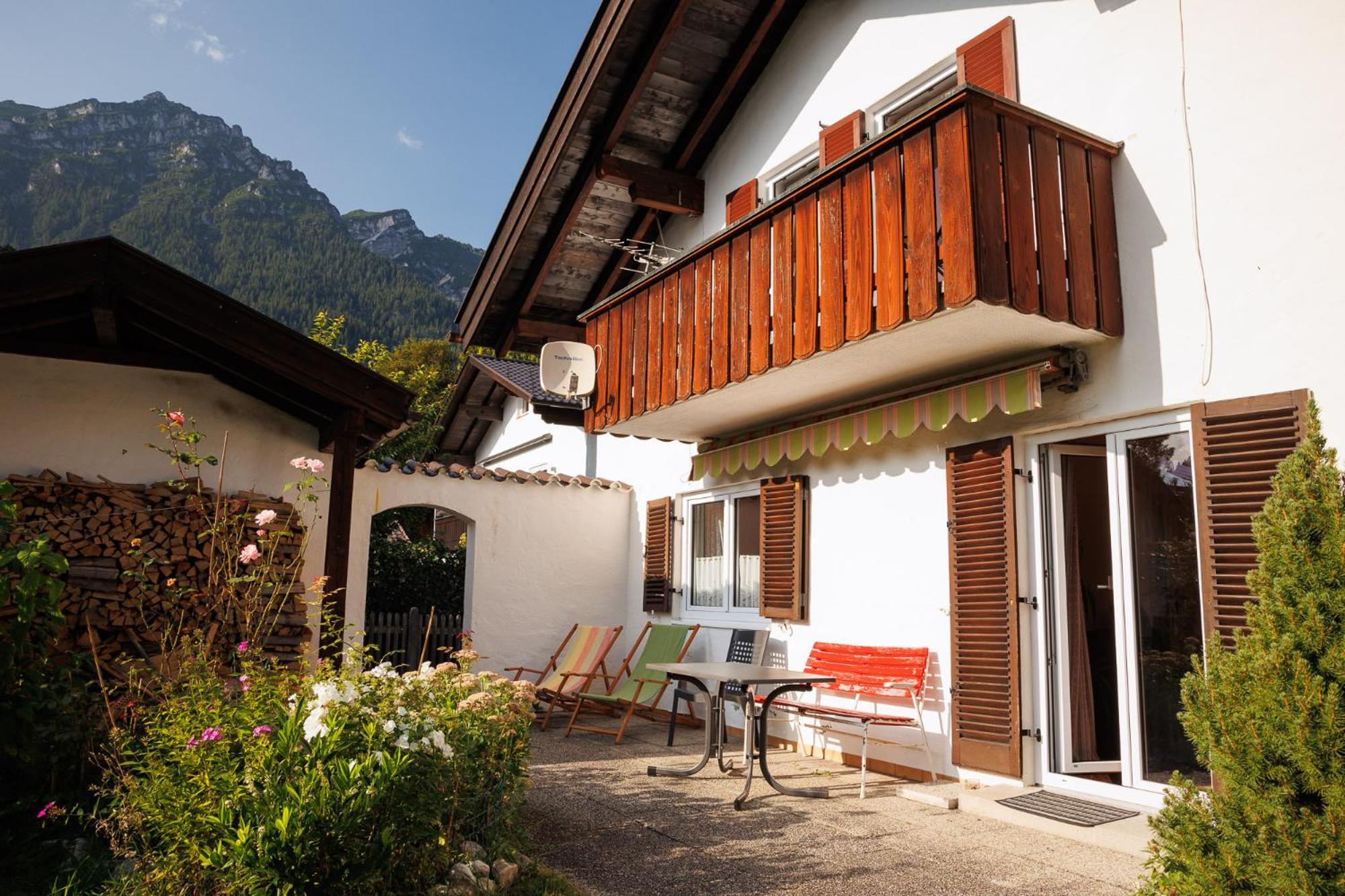 Haus Mit Wunderschoenem Ausblick Und Garten Garmisch-Partenkirchen